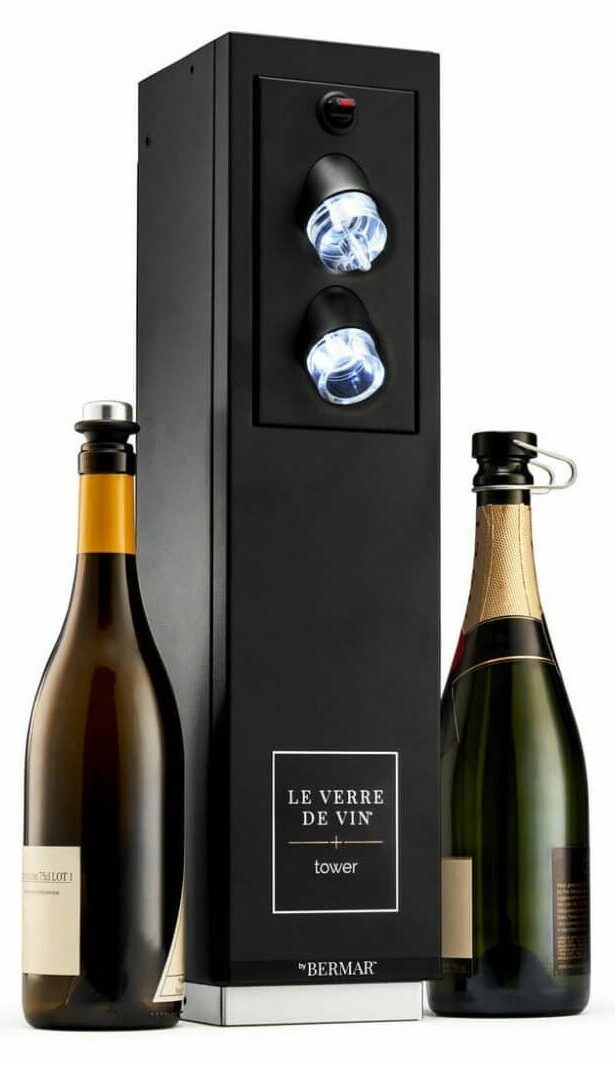 leverredevin-With-wine_hero-e1662375774139